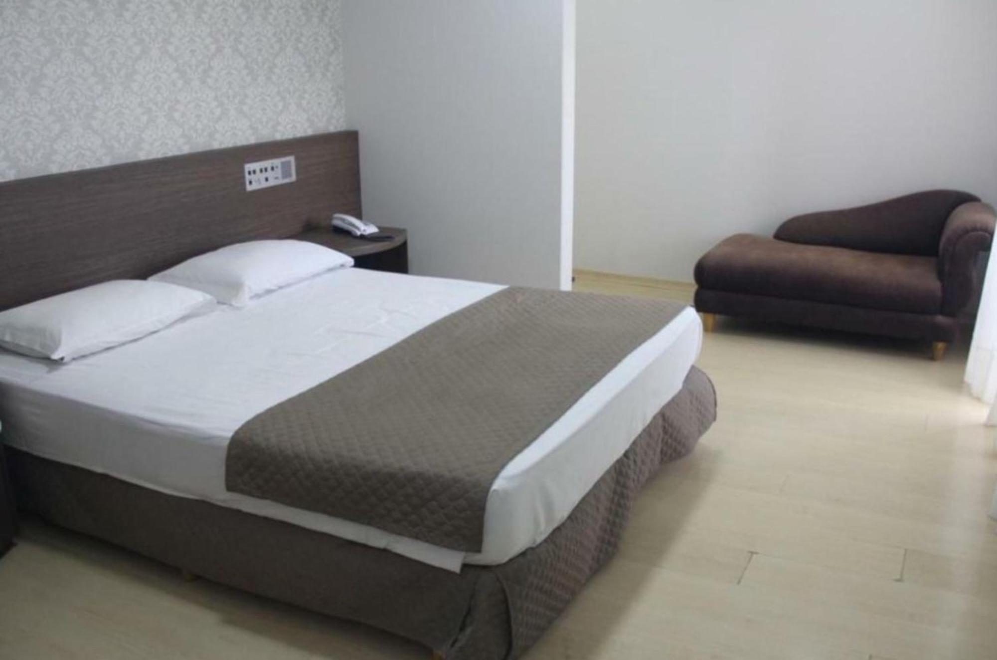 Abbas Hotel 3*